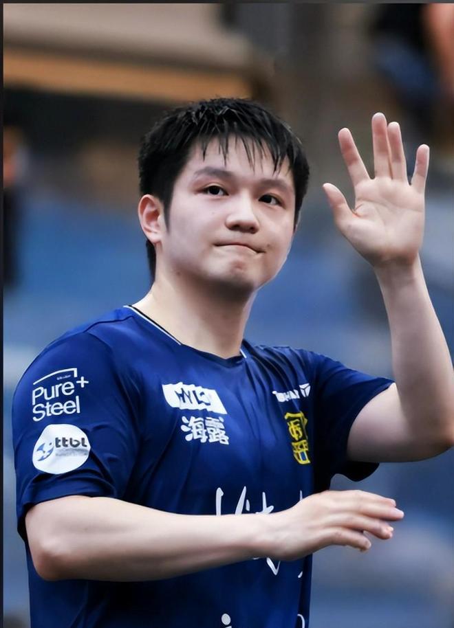 毫无还手之 毫无还手之